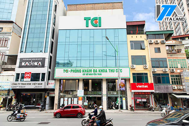 Cho thuê mặt bằng vị trí vàng 136 Nguyễn Trãi