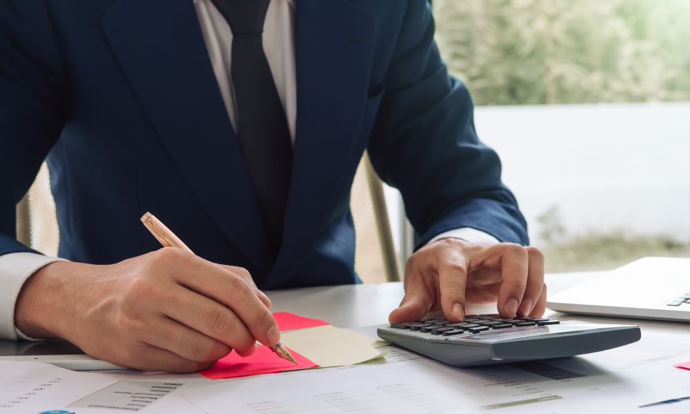 Chi phí bảo trì tòa nhà văn phòng gồm những hạng mục gì?