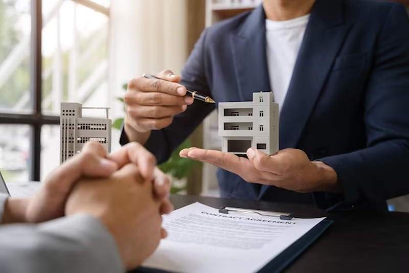 Các loại phí phụ trong hợp đồng thuê văn phòng