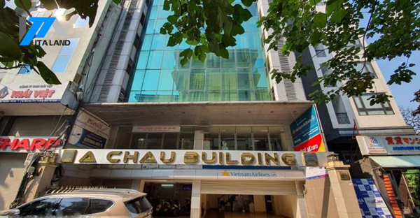 Á Châu Building