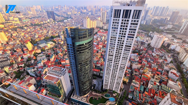 The West (Bamboo Airways Towers)
