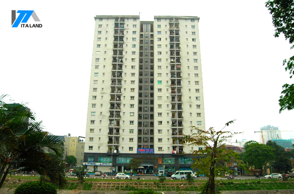 18T1 Hoàng Đạo Thúy