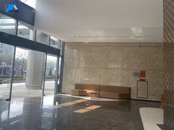 BRG Diamond Park Plaza 