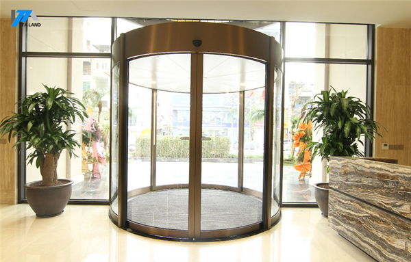 ThaiSquare Caliria