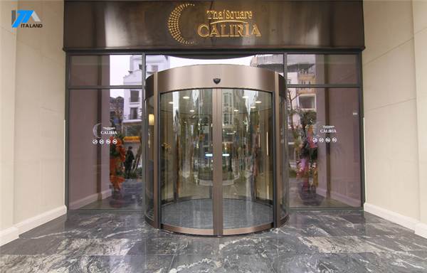 ThaiSquare Caliria