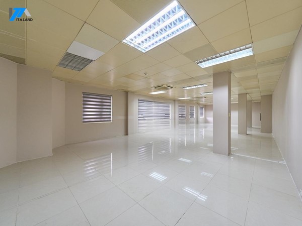 Simco Building