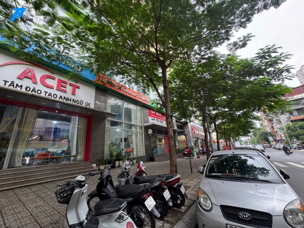 15 - 17 Ngọc Khánh