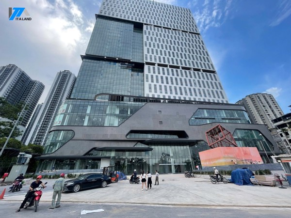 Rox Tower Goldmark City