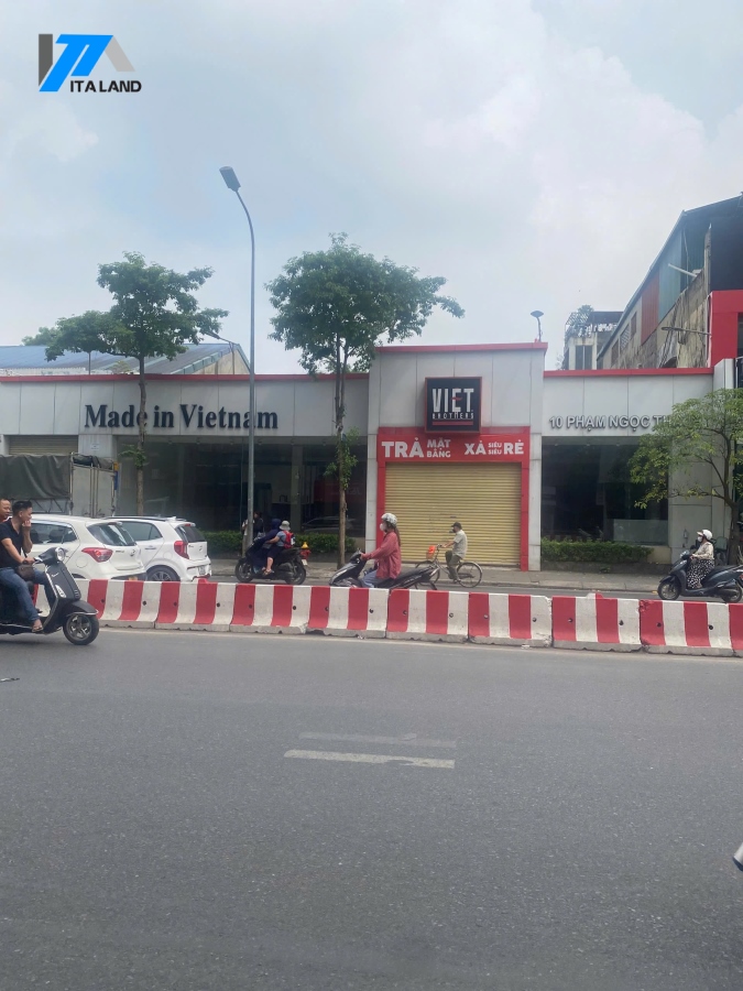 Số 10 Phạm Ngọc Thạch