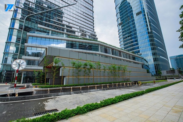 IFC Starlake