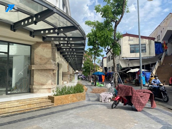 Siêu thị Thương mại Dịch vụ Bắc Qua