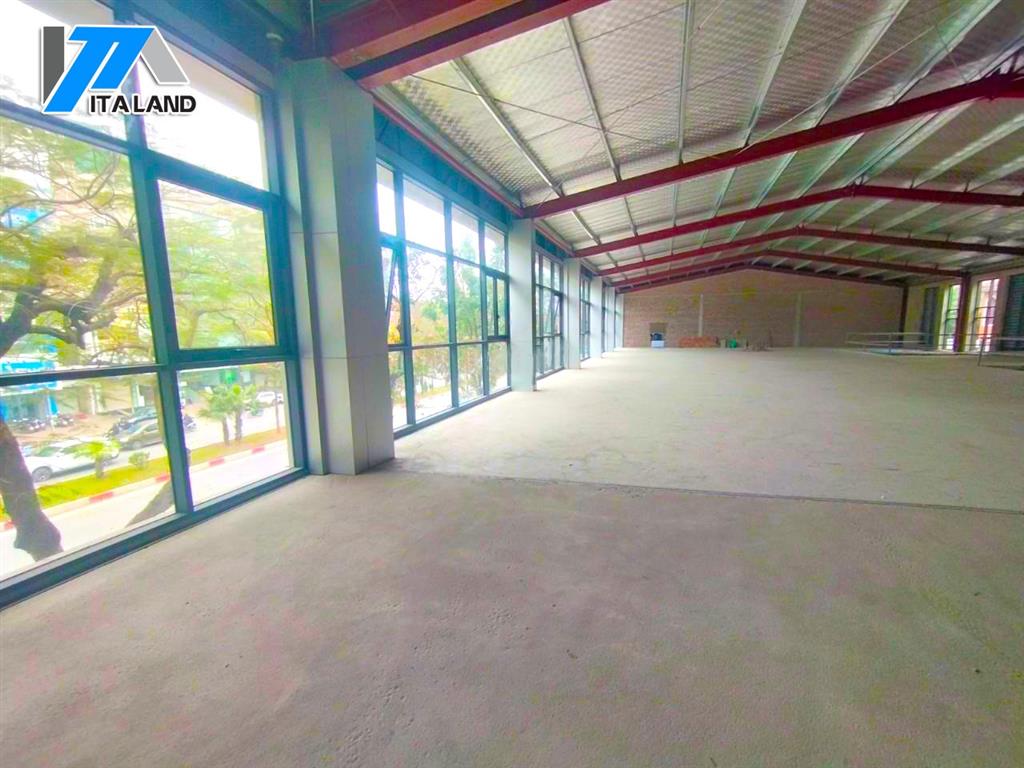 16 Hoàng Quốc Việt - Tòa nhà văn phòng lý tưởng tại trung tâm Hà Nội