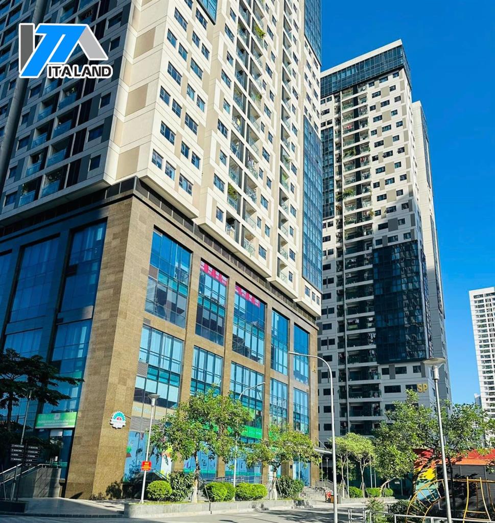 Cho thuê mặt bằng tầng 1 diện tích 1098m² tại Gold Season