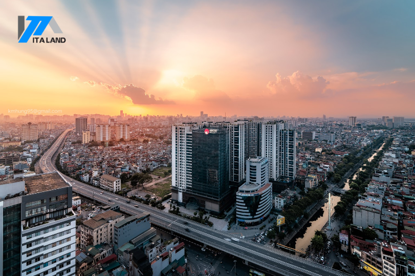 Khám phá văn phòng mới tại khu vực sầm uất của Hai Bà Trưng