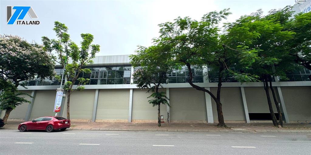 16 Hoàng Quốc Việt - Tòa nhà văn phòng lý tưởng tại trung tâm Hà Nội